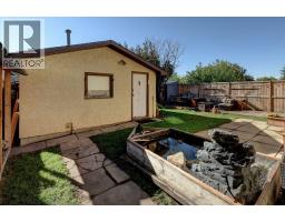 31 Castledale Way Ne, Calgary, AB T3J1X6 Photo 30