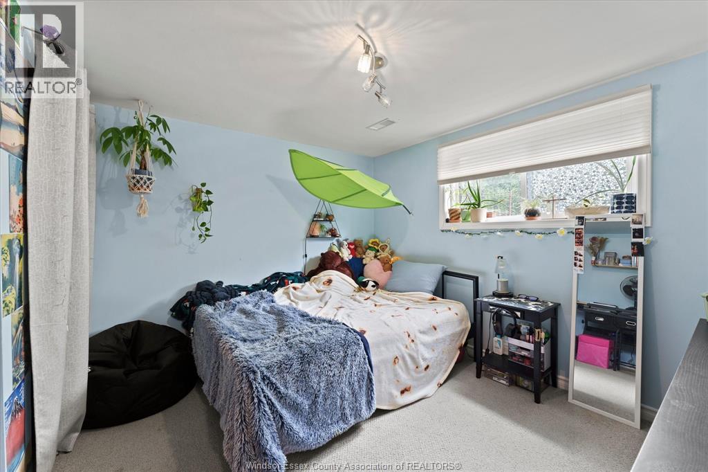 3831 KATHLEEN - 24