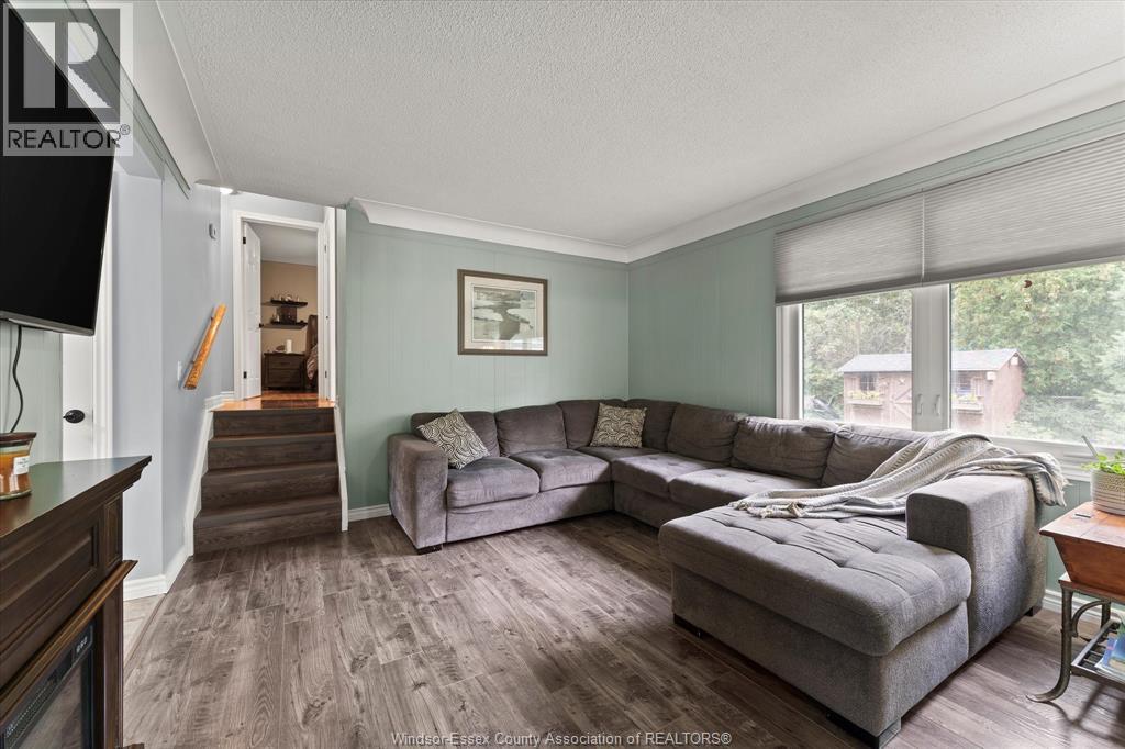 3831 KATHLEEN - 7