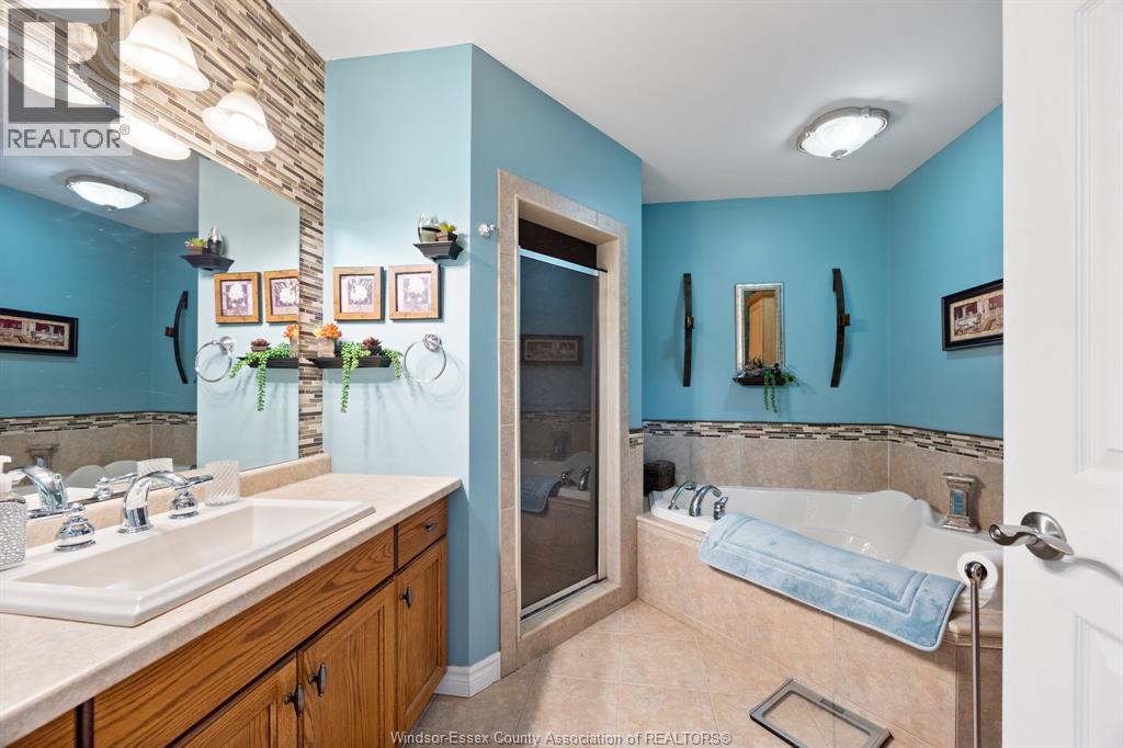 230 ST PETER - Image 18