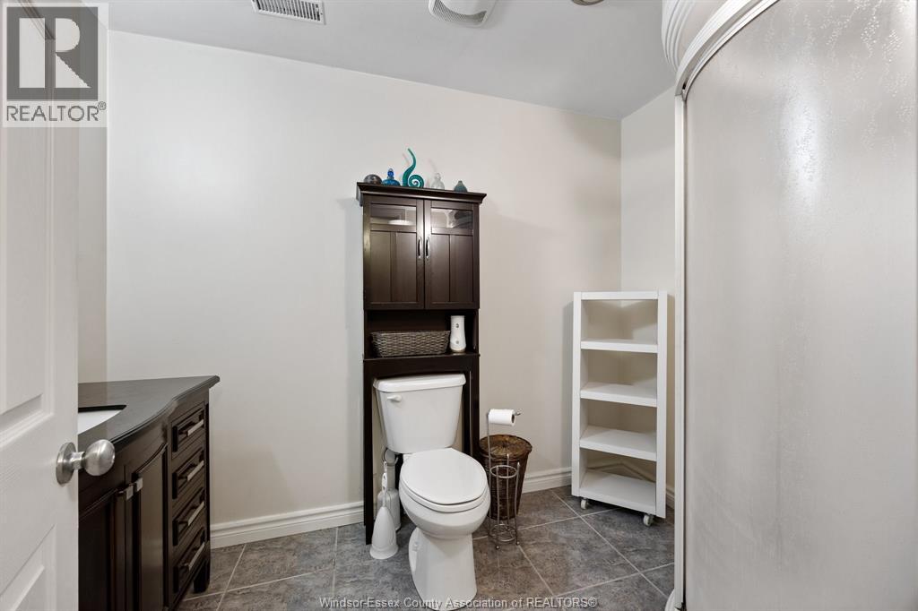 230 ST PETER - 23