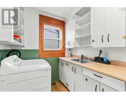 19 Central Boulevard, Liverpool, NS B0T1K0 Photo 11