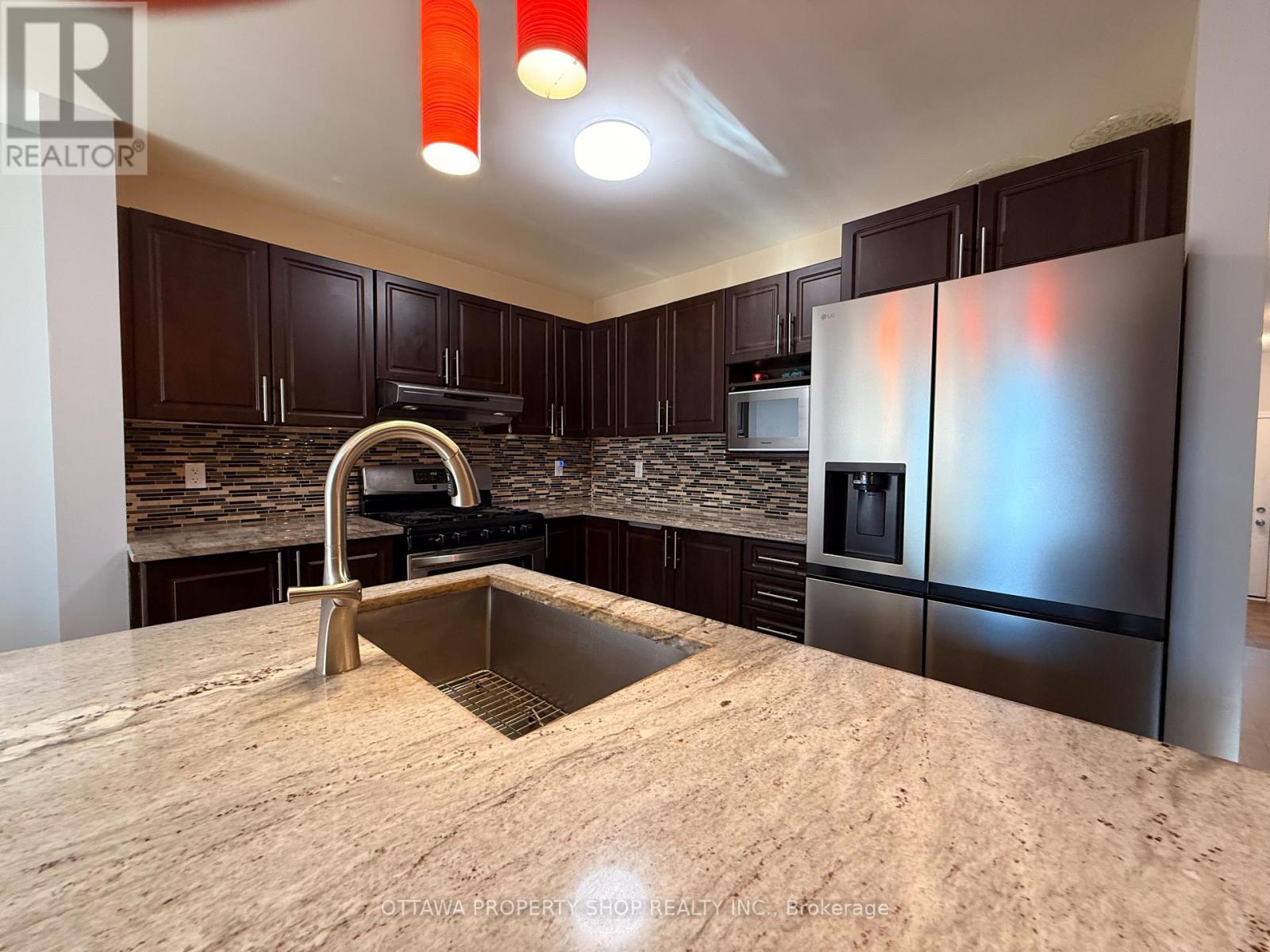 2482 ESPRIT DRIVE - Image 11