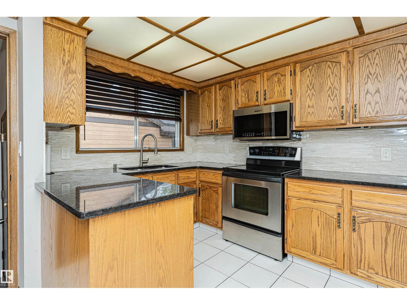 15903 111 ST NW - Image 15