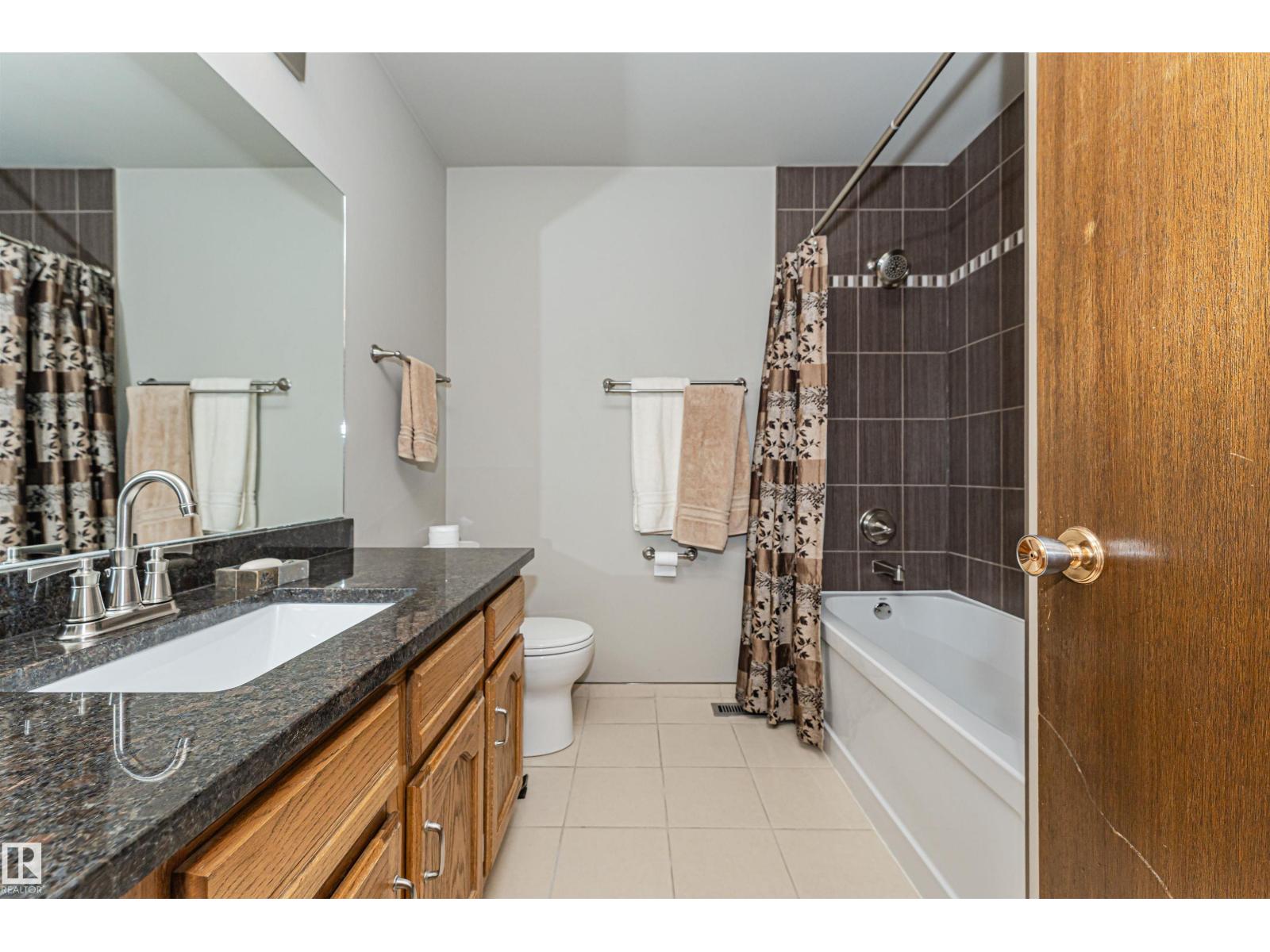 15903 111 ST NW - 27