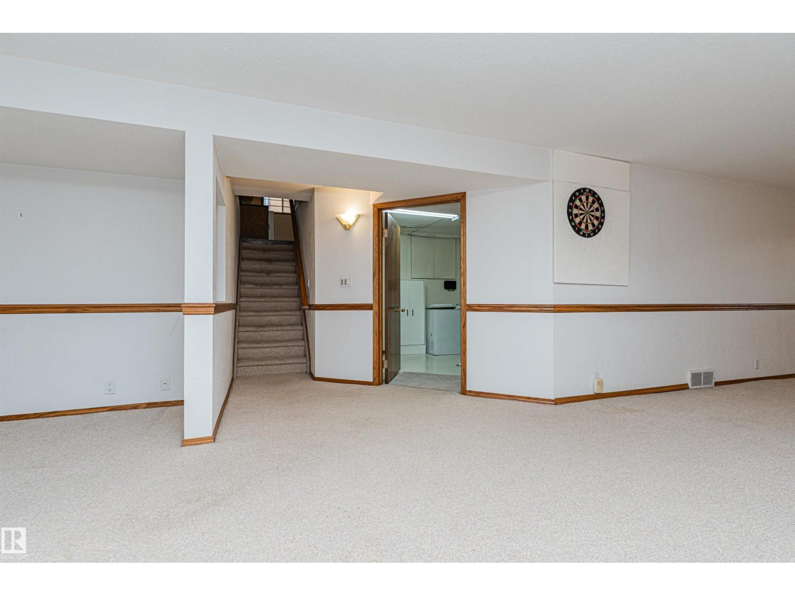 15903 111 ST NW - 30