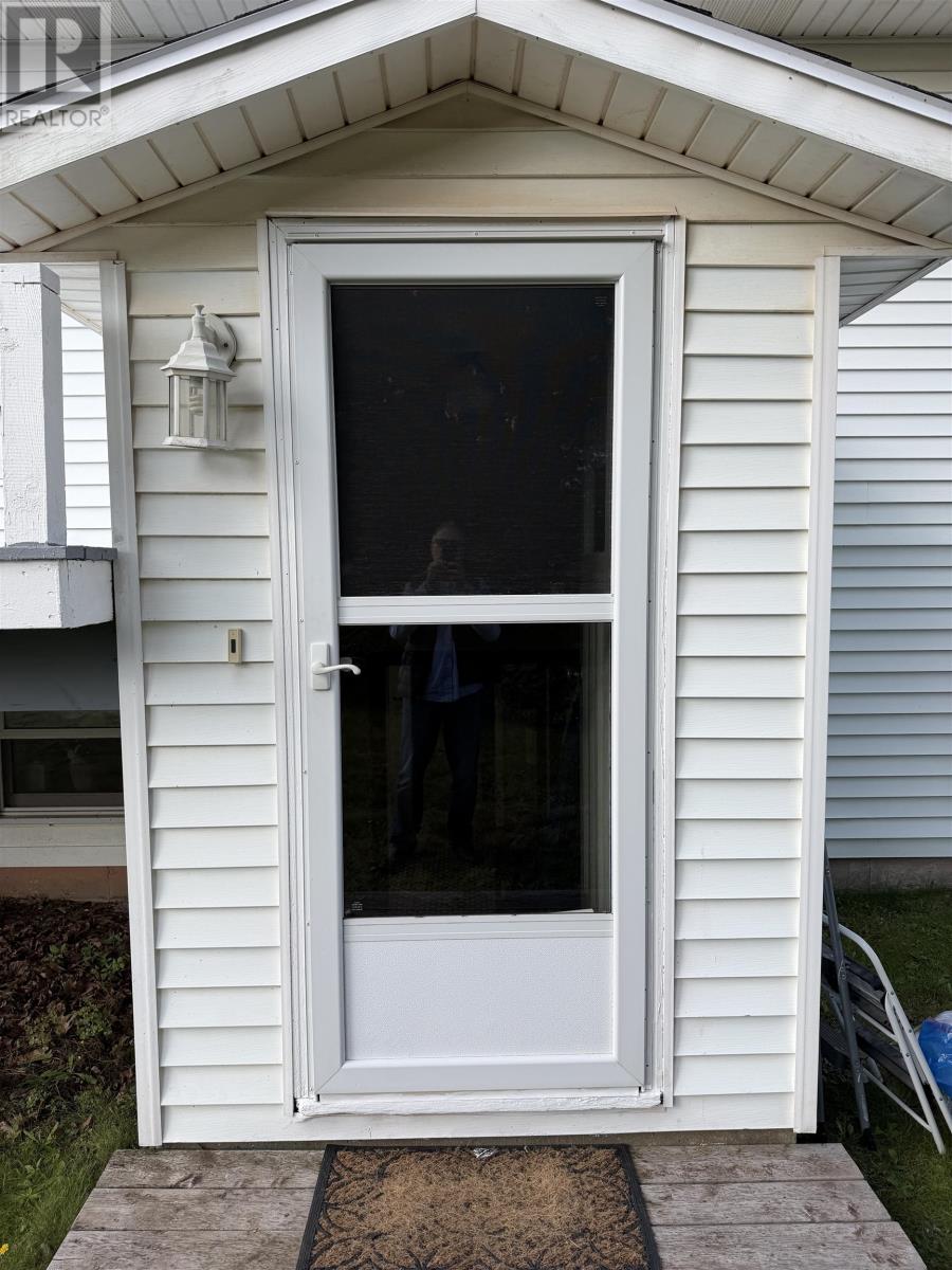 18 Kinlock Road - 19