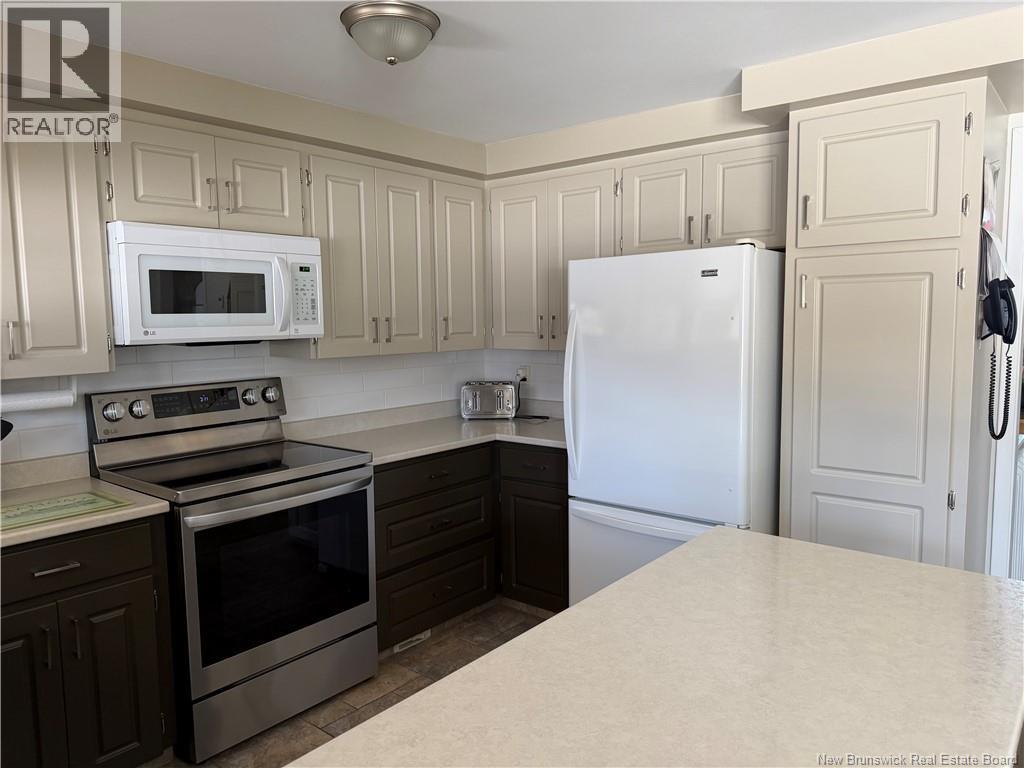 109 Bourgoin Street - 18