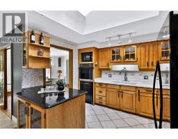 22 Oakridge Drive, Stoney Creek, ON L8G2T6 Photo 17