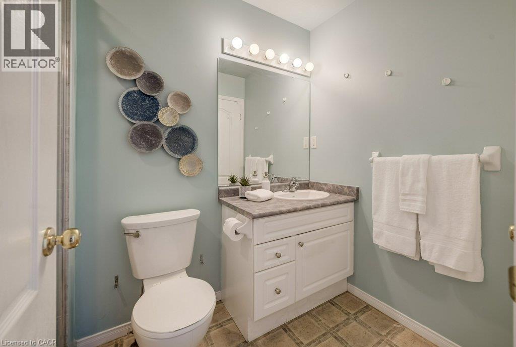 620 NEW BEDFORD Drive - 25