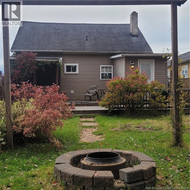 543 Champlain Street - 18