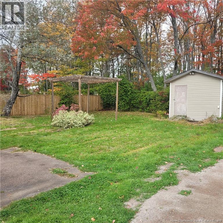 543 Champlain Street - 16