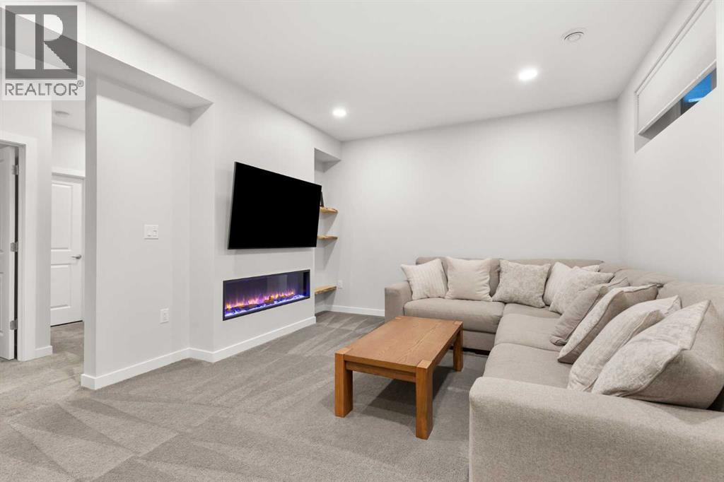203 Hamptons Crescent SE - Image 35