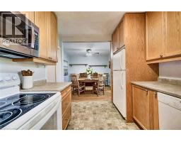 208 Arnold Street, Kitchener, ON N2H6E7 Photo 11