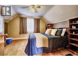 208 Arnold Street, Kitchener, ON N2H6E7 Photo 16