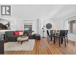 Living room - 36 Sherman Avenue N, Hamilton, ON L8L6L8 Photo 10