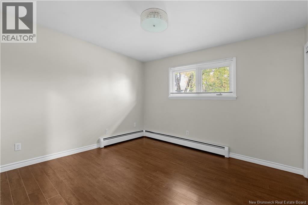14 Laird - Image 26