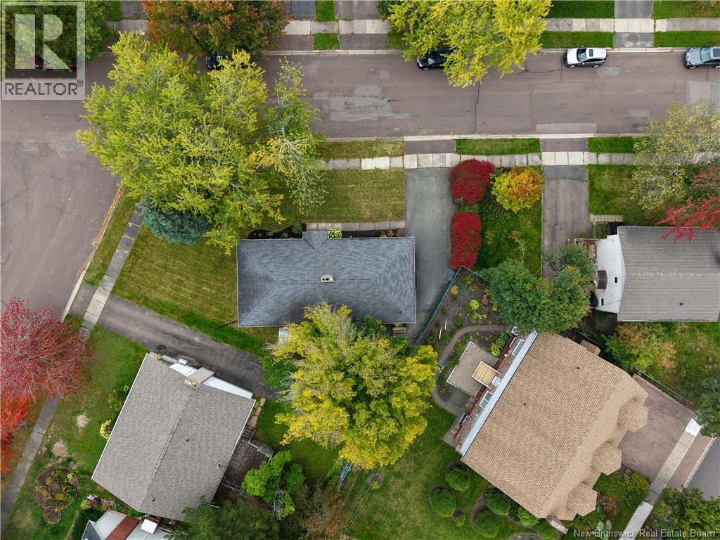14 Laird - Image 6