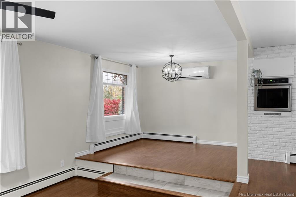14 Laird - Image 9