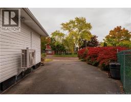 14 Laird, Moncton, NB E1E2P3 Photo 41