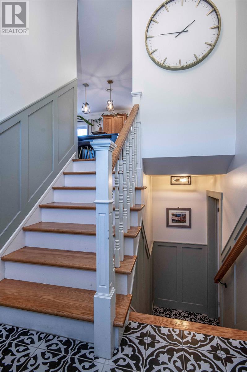 9 Mercedes Court - 21