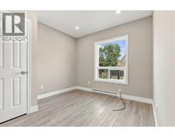 17 Eby Street S Unit# Upper, Kitchener, ON N2G3K6 Photo 12
