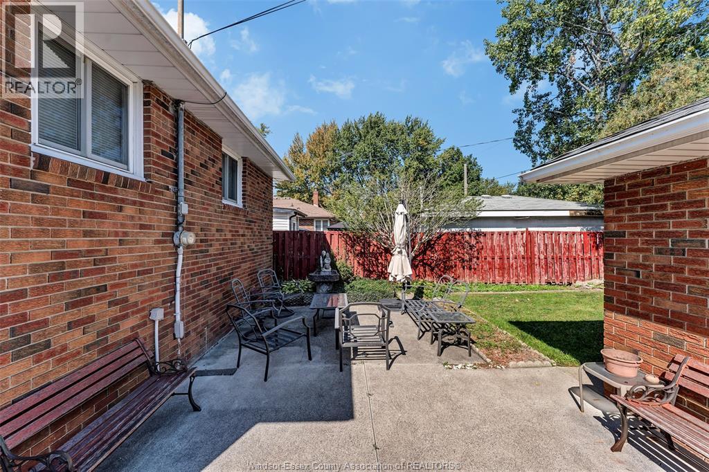 1720 Central AVENUE - Image 20
