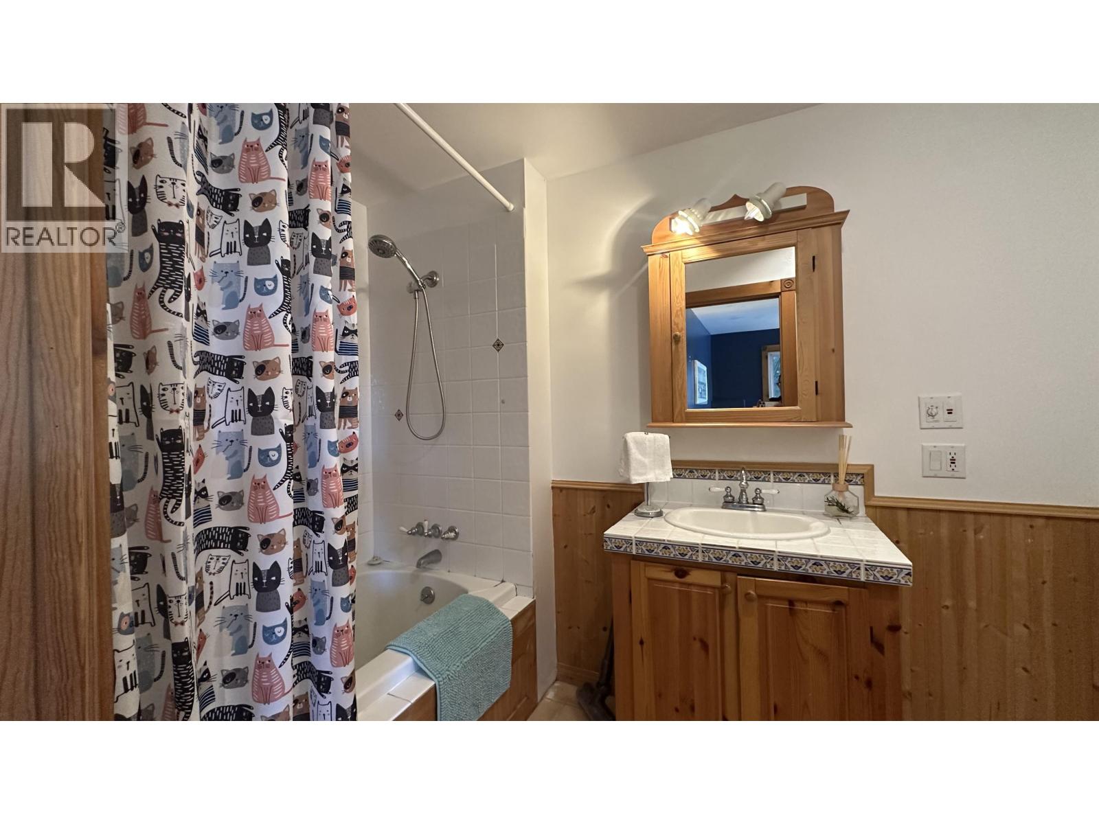 165 ONTARIO PLACE, Salt Spring Island