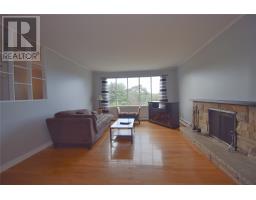 57 McNiven Place thumbnail 3