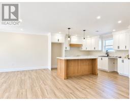 111-113 Branch Hill Road thumbnail 15