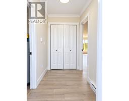 111-113 Branch Hill Road thumbnail 5