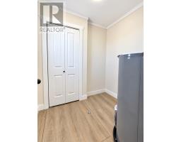 111-113 Branch Hill Road thumbnail 6