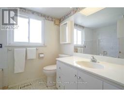 Upper - 35 Melville Crescent, Brampton, ON L6W2S3 Photo 13