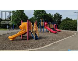 Upper - 35 Melville Crescent, Brampton, ON L6W2S3 Photo 18
