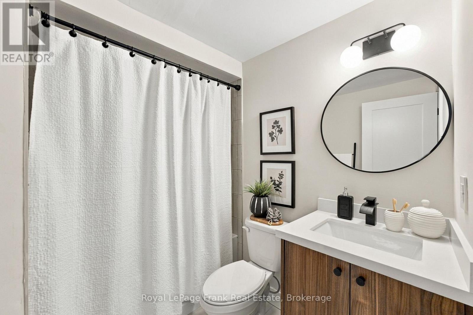 10 DELANEY DRIVE - 25
