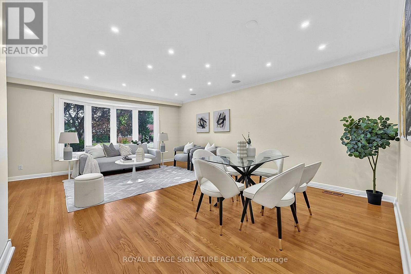 37 FINCHURST DRIVE - 17