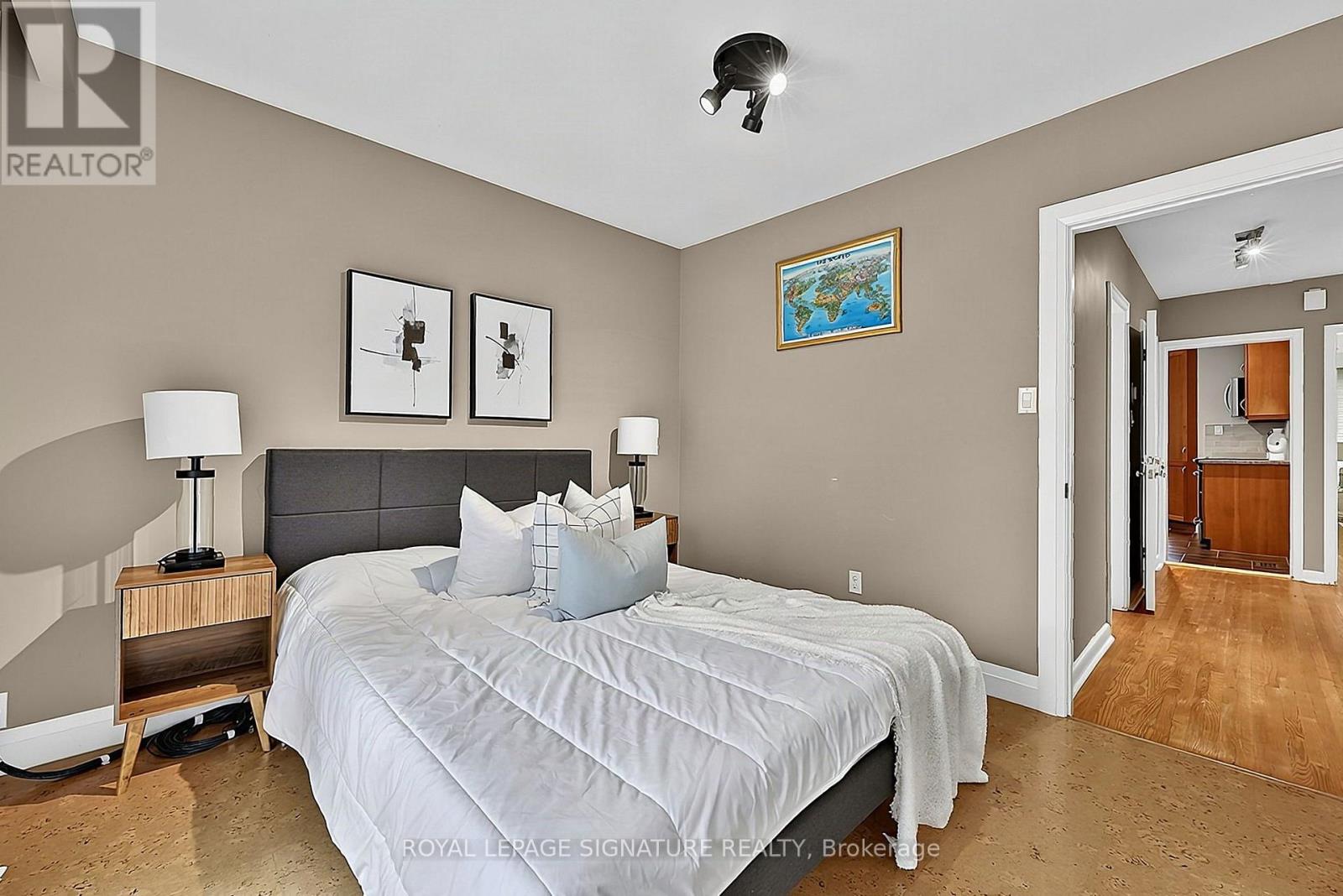 37 FINCHURST DRIVE - 22