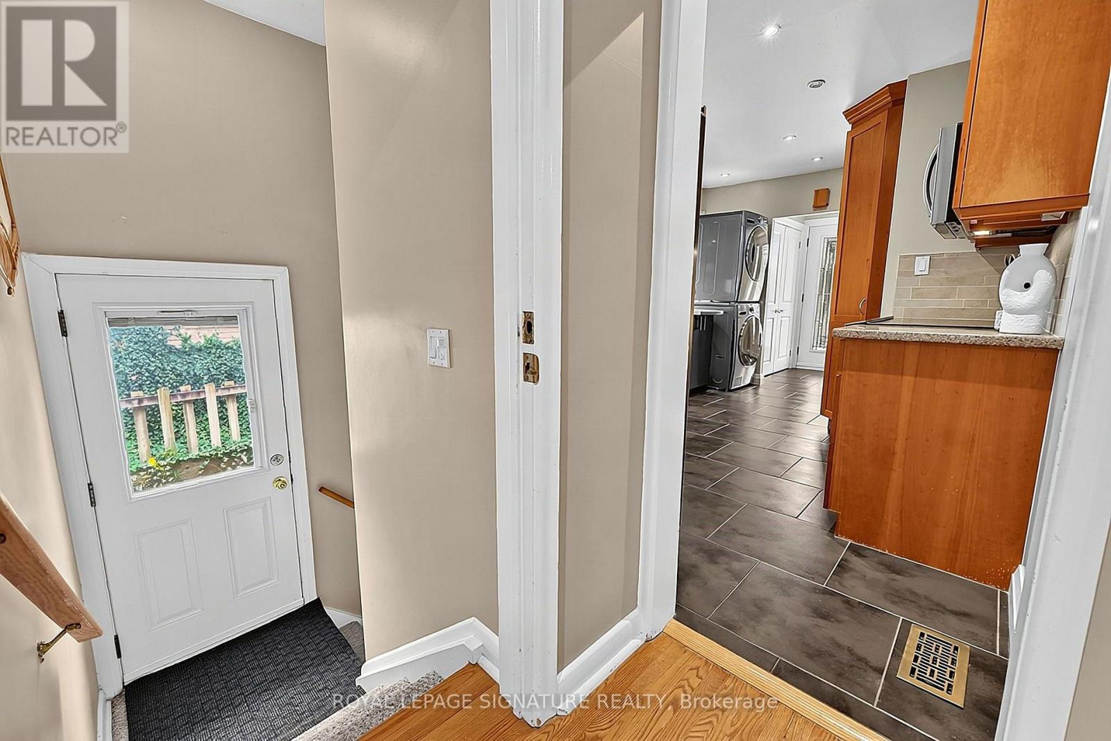 37 Finchurst Drive, Toronto, ON photo 27