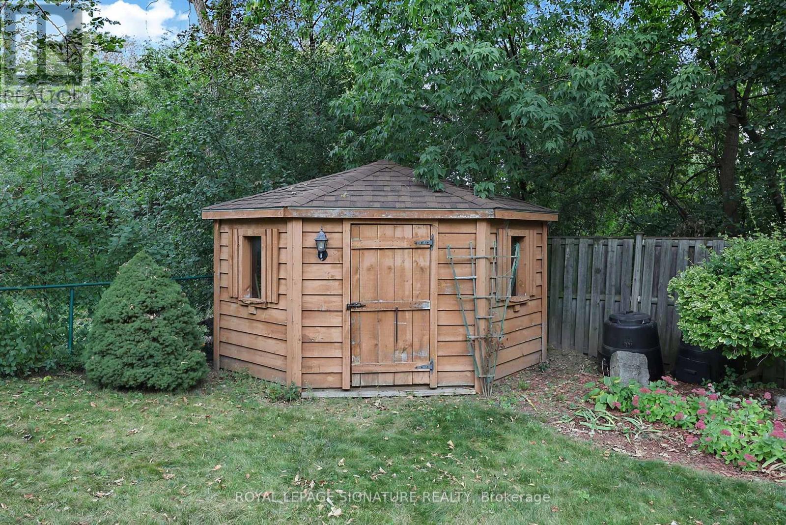 37 FINCHURST DRIVE - 45