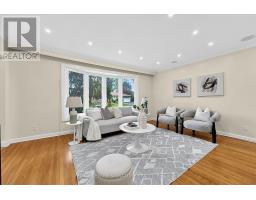 37 Finchurst Drive, Toronto, ON M2R1K8 Photo 13