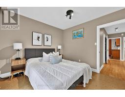 37 Finchurst Drive, Toronto, ON M2R1K8 Photo 22
