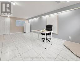 1 Lesgay Crescent, Toronto, ON M2J2H9 Photo 32