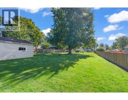 200 Centre Street, Essex, ON N8M1R2 Photo 36