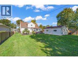 200 Centre Street, Essex, ON N8M1R2 Photo 37