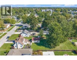 200 Centre Street, Essex, ON N8M1R2 Photo 43