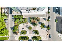 2402, 930 16 Avenue SW - photo 40