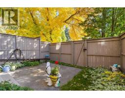4 Glamis Gardens Sw, Calgary, AB T3E6S4 Photo 28