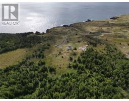 7 Amys Hole Road thumbnail 3