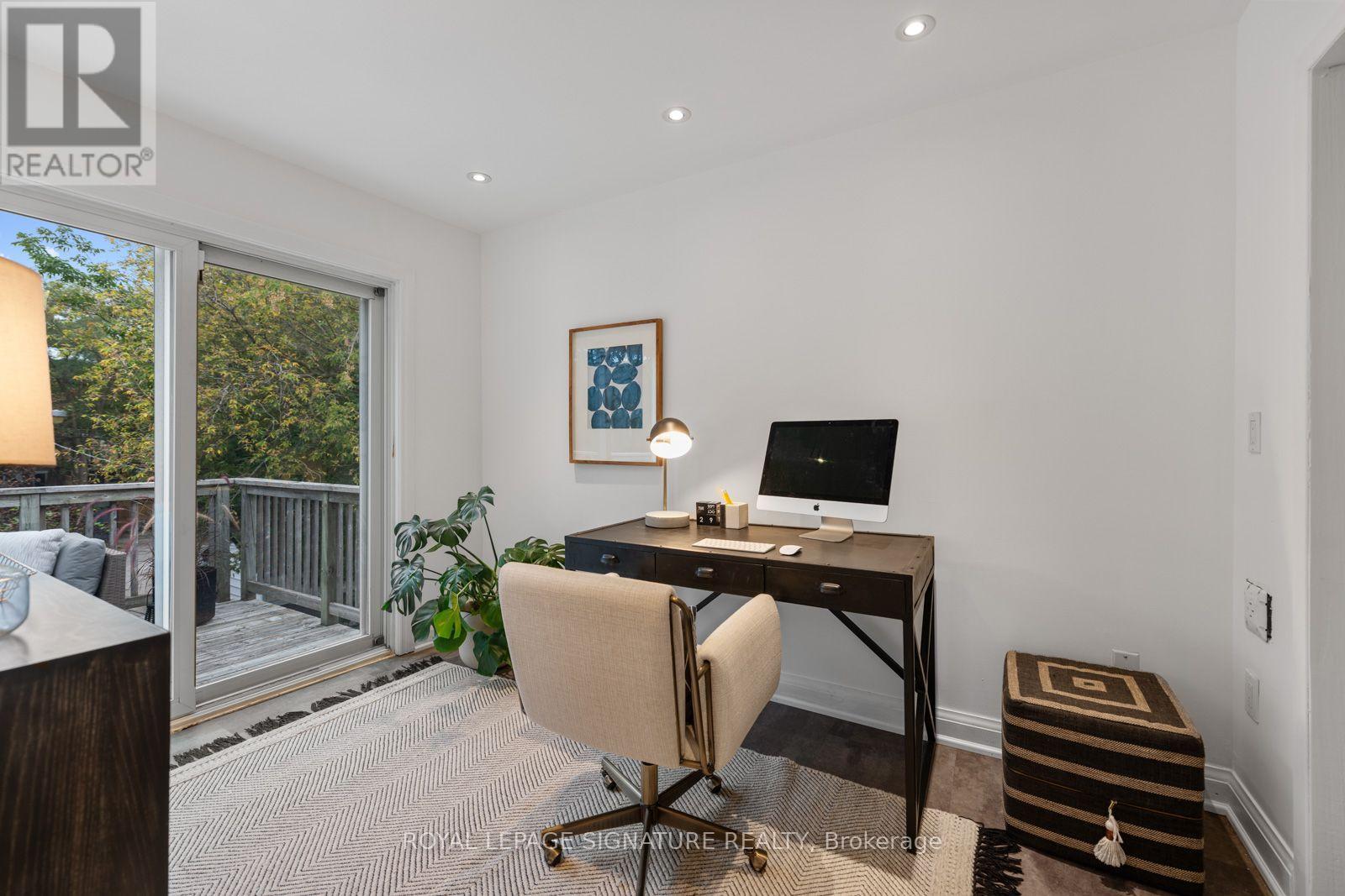 30 LAWLOR AVENUE - 18