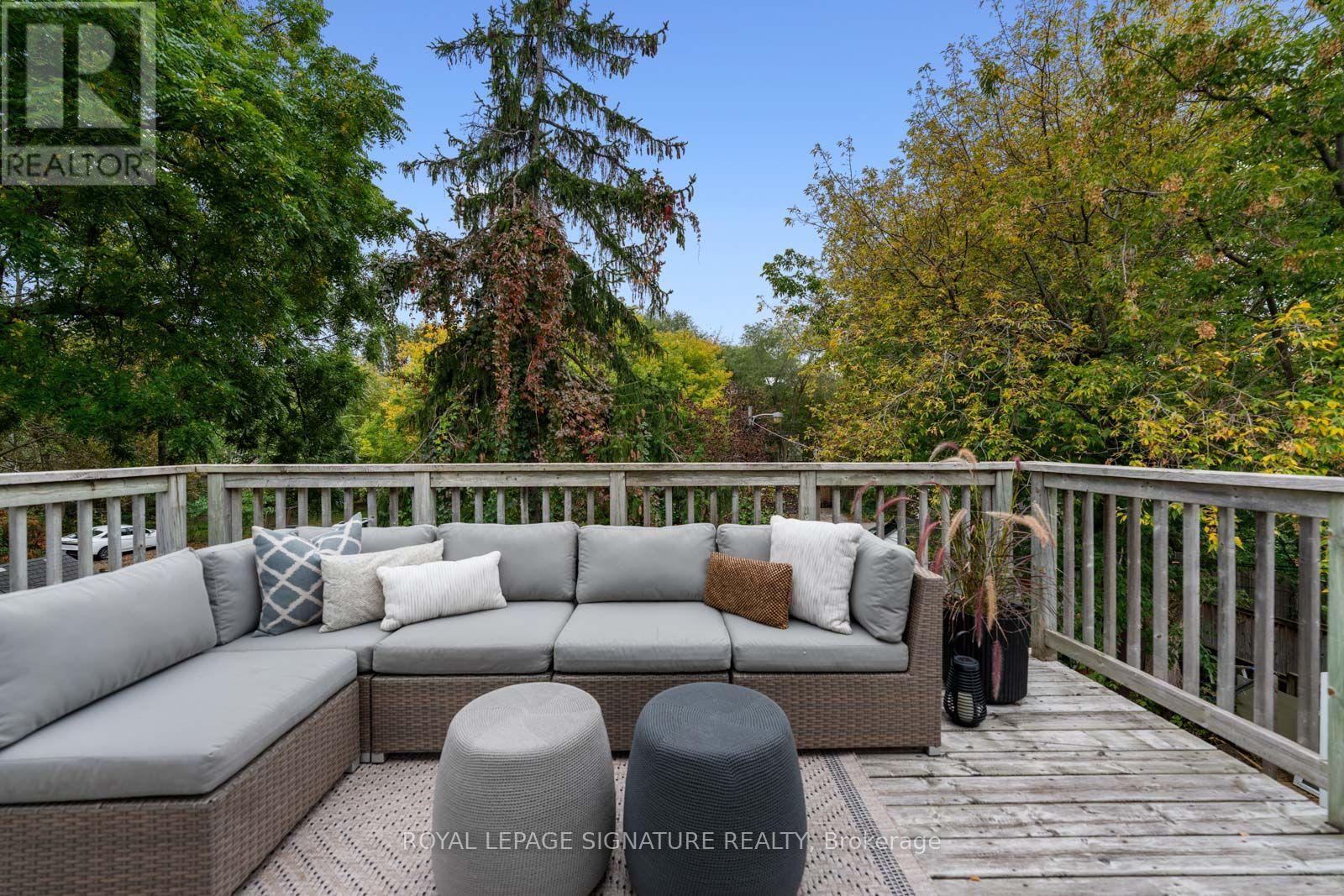 30 LAWLOR AVENUE - 19
